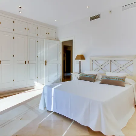 Lirios Villa Marbella